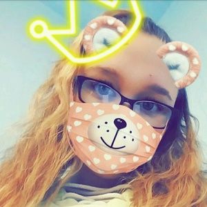 Meet your Posher, Mickenzie